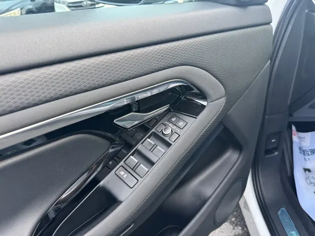 Land Rover Range Rover Evoque — Фото автомобиля 4