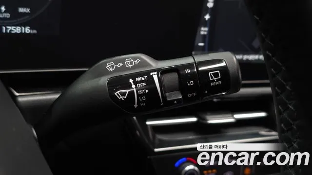 Kia Niro New — Фото автомобиля 28