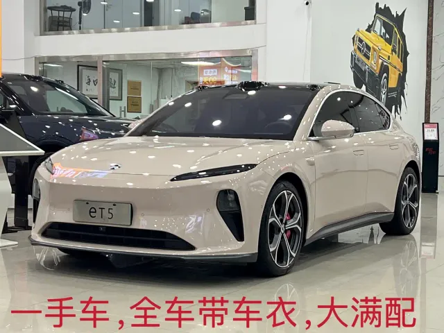 Nio ET5 — Фото автомобиля 4
