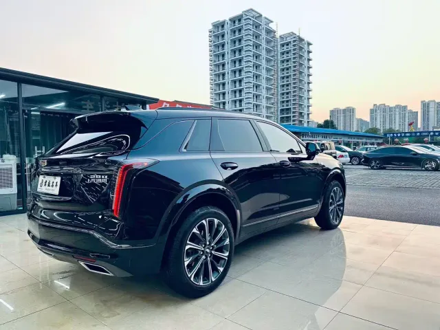 Cadillac XT5 — Фото автомобиля 7