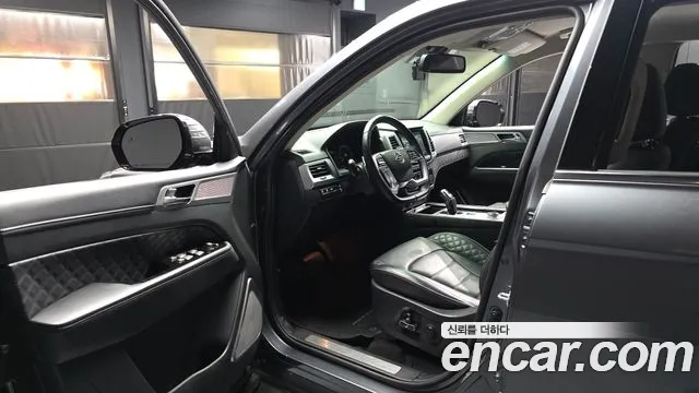 KG_Mobility_Ssangyong Rexton — Фото автомобиля 10