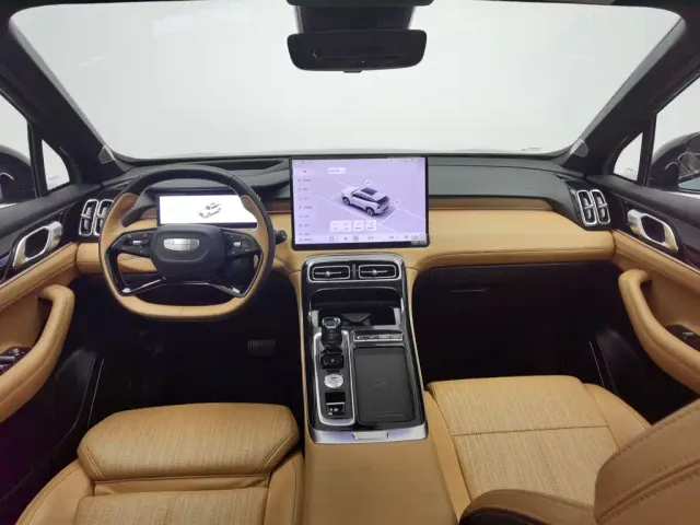 Geely Boyue L — Фото автомобиля 5