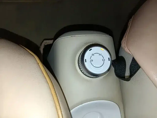 Wuling Hongguang Mini EV — Фото автомобиля 9