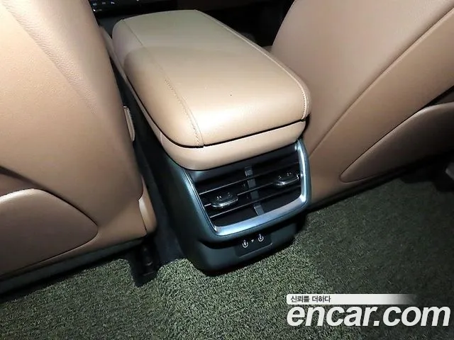 Hyundai Grandeur GN7 — Фото автомобиля 16