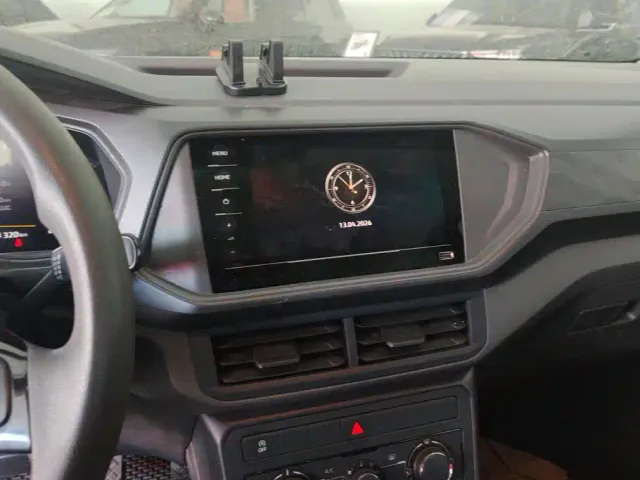 Volkswagen T-Cross — Фото автомобиля 13