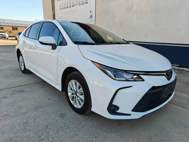 Toyota Corolla — Фото автомобиля 3
