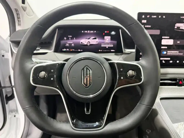 Shangjie SUV — Фото автомобиля 12