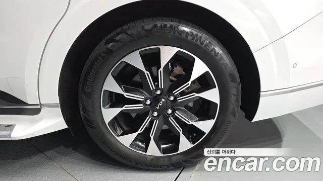 Kia Canival Carnival 4 поколение Дизель 7 мест Hi-Limousine — Фото автомобиля 18