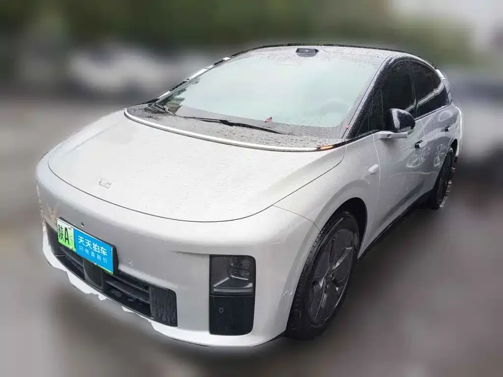 Фотография автомобиля — Li Auto Li Auto i6
