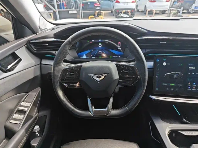 Kaiyi Kunlun NEV — Фото автомобиля 10