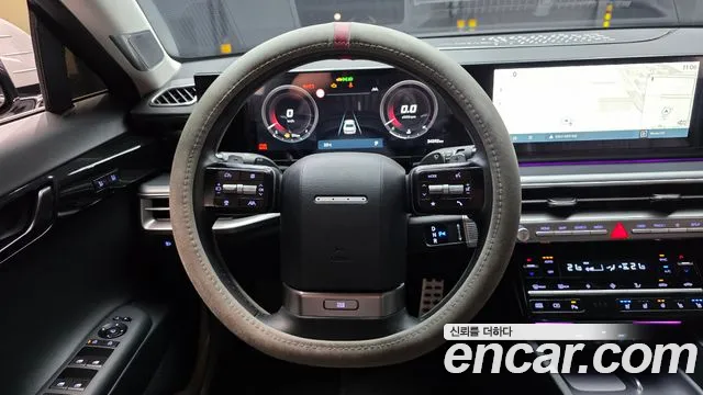 Hyundai Grandeur Grandeur (GN7) 2.5 Бензин 2WD — Фото автомобиля 4