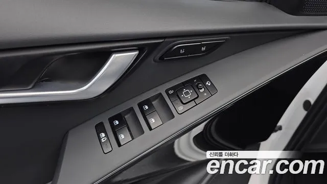 Kia Niro The All New — Фото автомобиля 26
