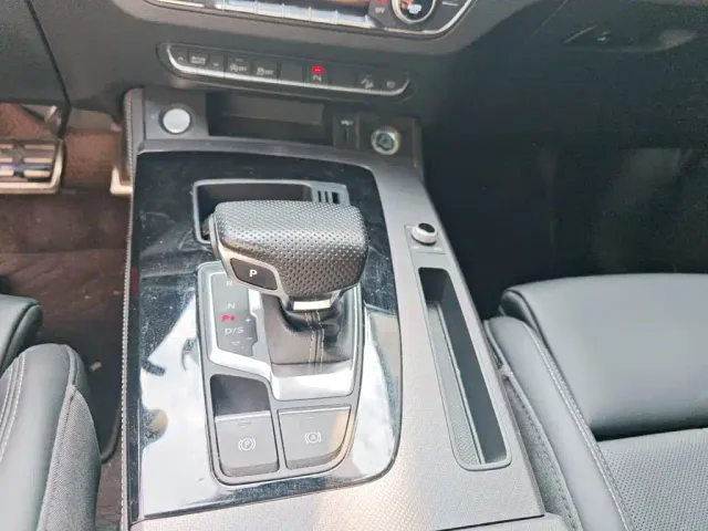 Audi Q5L — Фото автомобиля 8