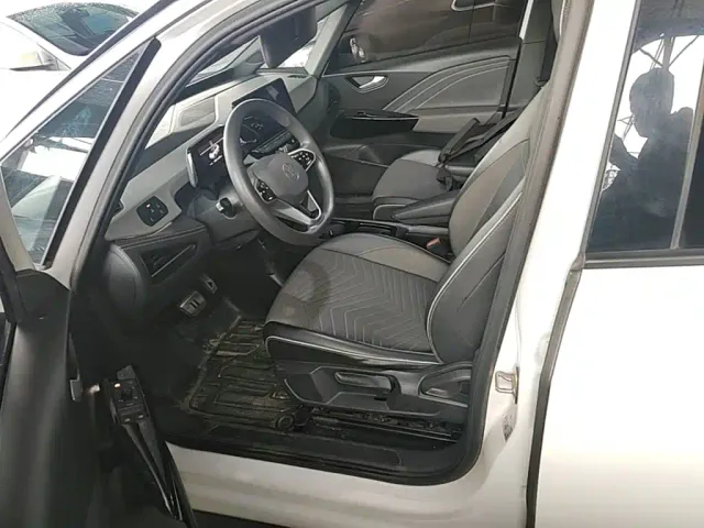 Volkswagen ID.3 — Фото автомобиля 14