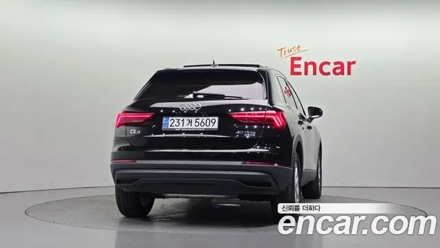 Audi Q3 40 TFSI quattro — Фото автомобиля 4