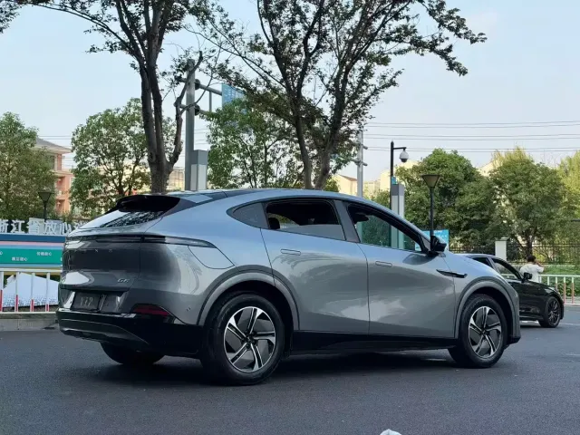 Xpeng G6 — Фото автомобиля 6