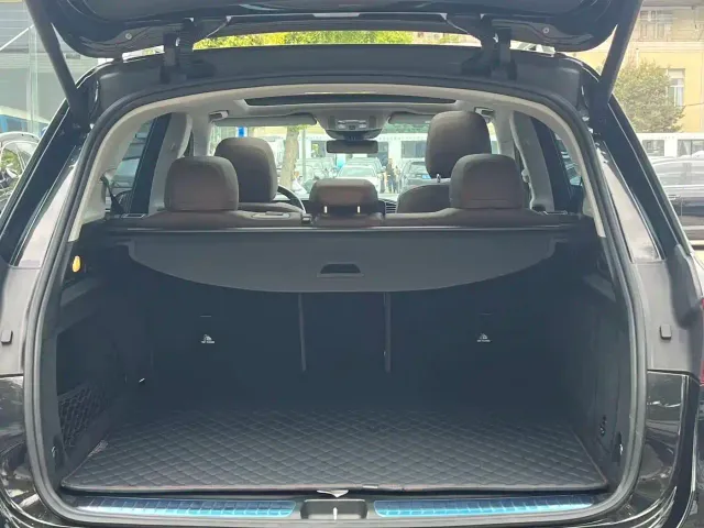 Mercedes-Benz GLE-Class — Фото автомобиля 10