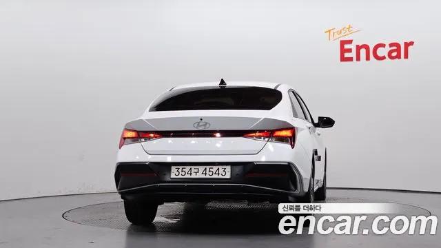 Hyundai AVANTE Новый Avante (CN7) — Фото автомобиля 4