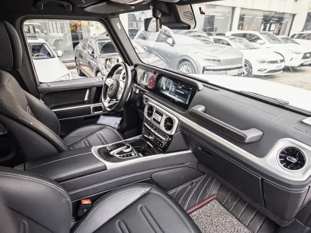 Mercedes-Benz G-Class — Фото автомобиля 5