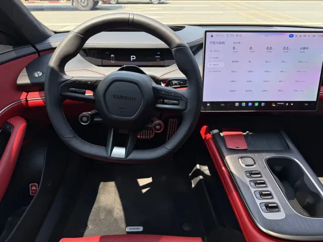 Xiaomi SU7 — Фото автомобиля 12