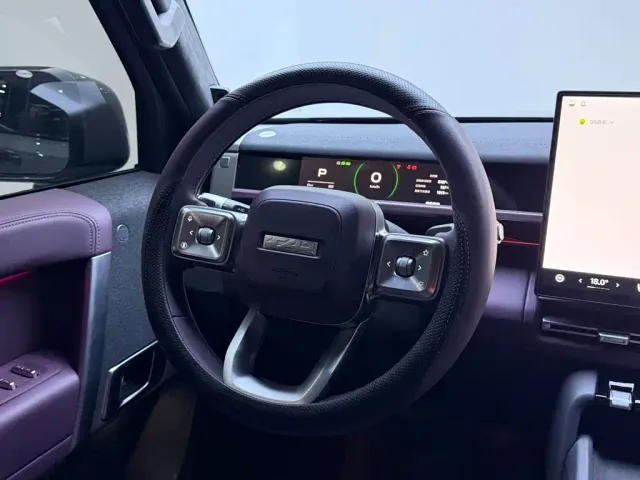 iCAR iCAR V27 2026 200KM AWD Falcon 500 — Фото автомобиля 10