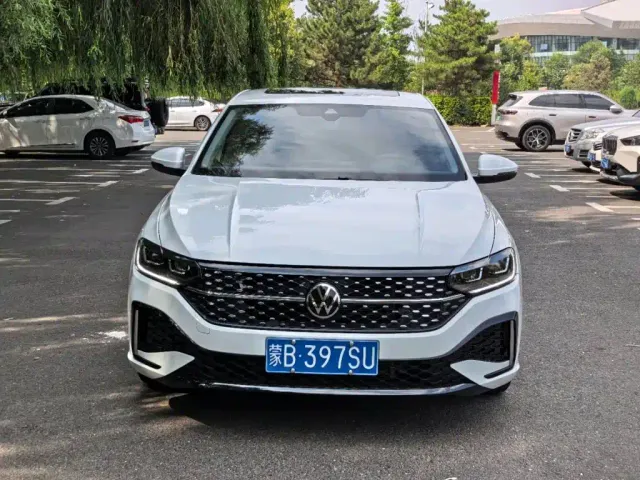 Volkswagen Lavida — Фото автомобиля 2