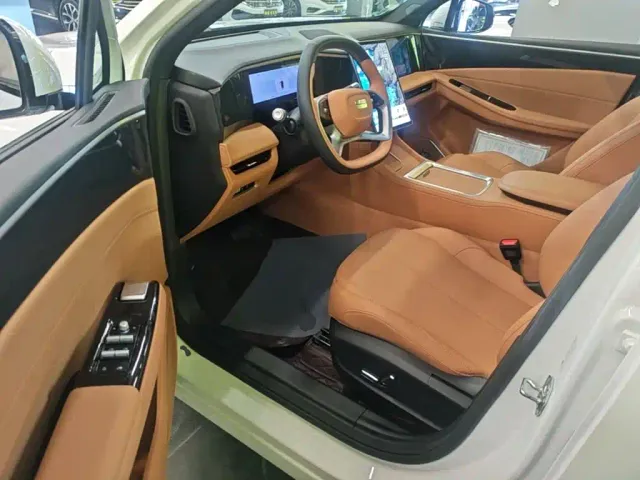 Geely Galaxy L7 — Фото автомобиля 15