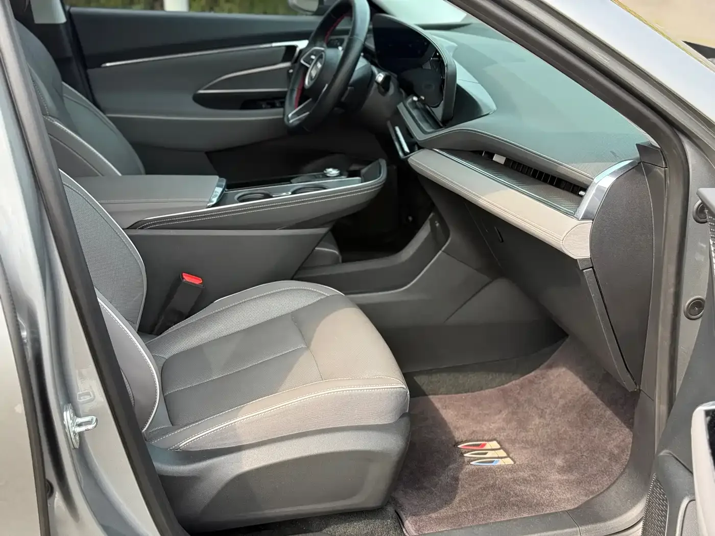Buick Buick E5 2024 Model Premium Standard Range Audio-Visual Edition — Фото автомобиля 14