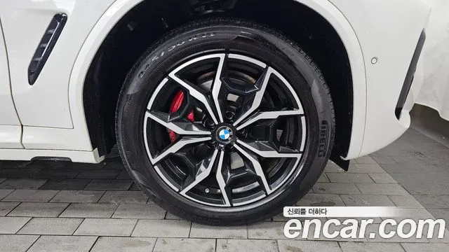 BMW X4 xDrive20i M Sport — Фото автомобиля 19
