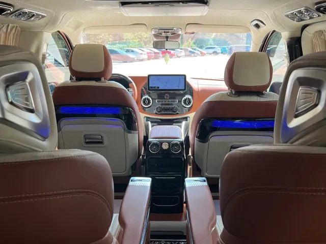 Mercedes-Benz Vito — Фото автомобиля 6