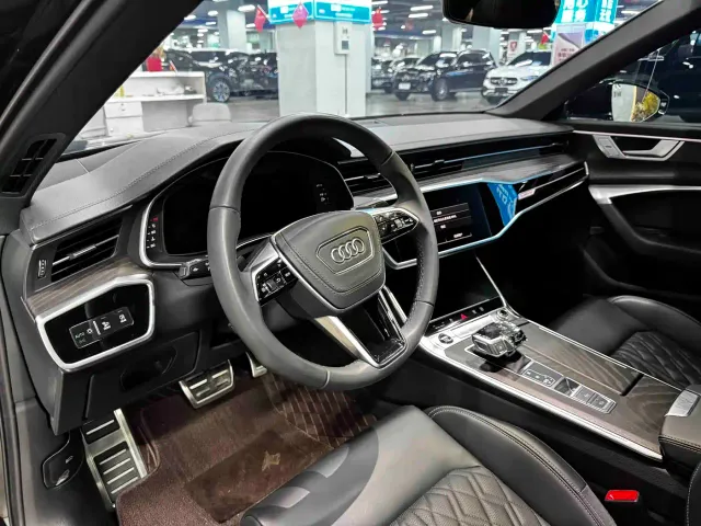 Audi A6L — Фото автомобиля 5