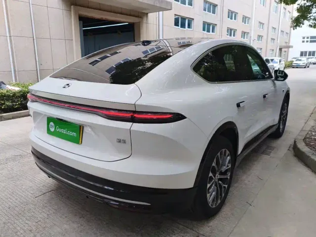 Nio EC6 — Фото автомобиля 6