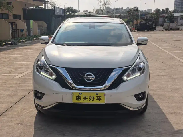 Nissan Murano — Фото автомобиля 2