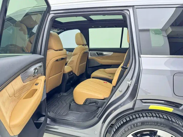 GAC Trumpchi ES9 — Фото автомобиля 14