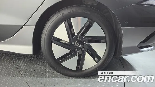 Hyundai Ioniq 6 — Фото автомобиля 6