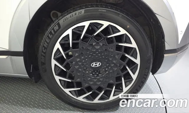 Hyundai Ioniq 5 — Фото автомобиля 6