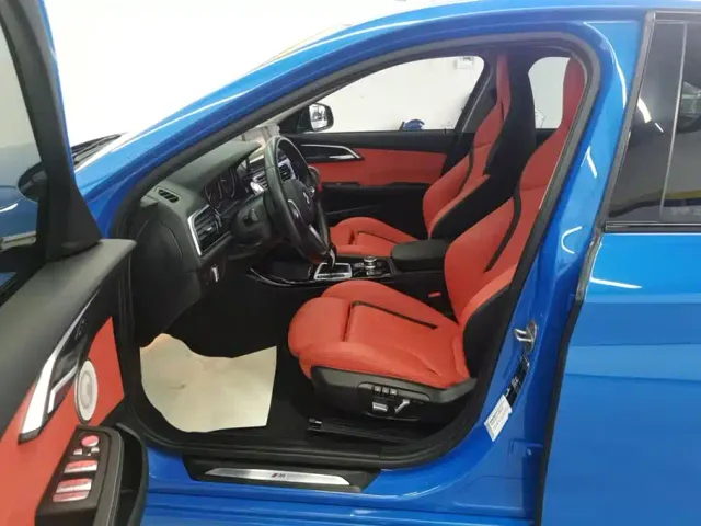 BMW 1 Series — Фото автомобиля 9