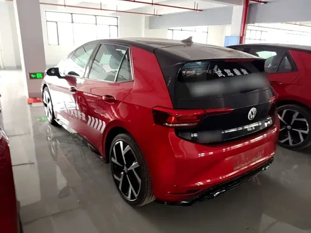 Volkswagen ID.3 — Фото автомобиля 4