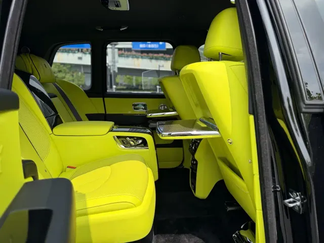 Rolls-Royce Cullinan — Фото автомобиля 26