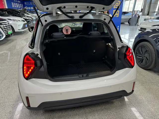 MINI Hatch — Фото автомобиля 12