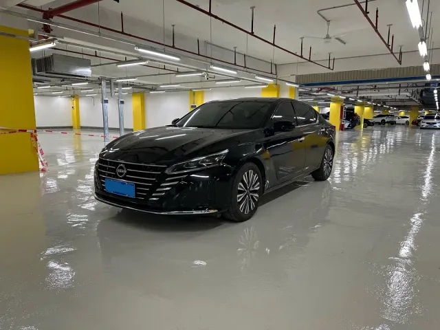 Фотография автомобиля — Nissan Teana