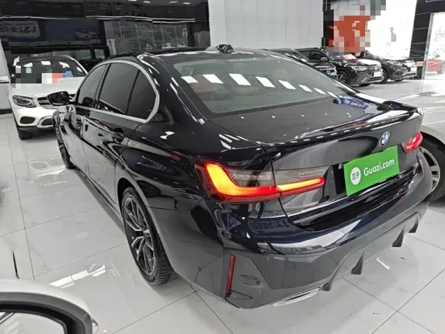 BMW 3 Series — Фото автомобиля 4