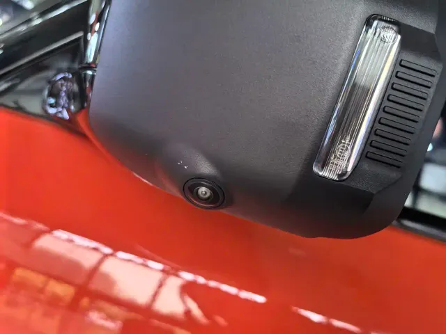 Ford Mustang NEV — Фото автомобиля 4