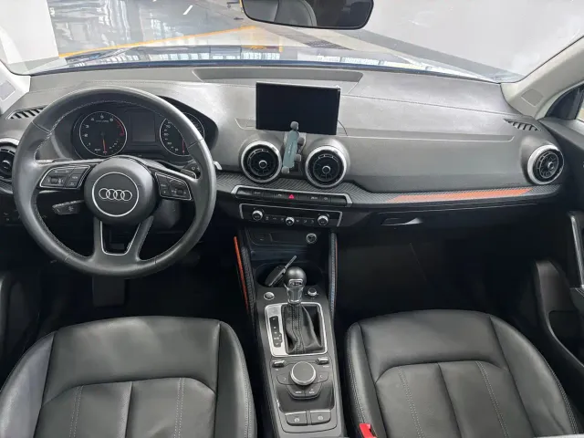 Audi Q2L — Фото автомобиля 8