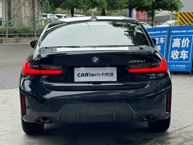 BMW 3 Series — Фото автомобиля 3