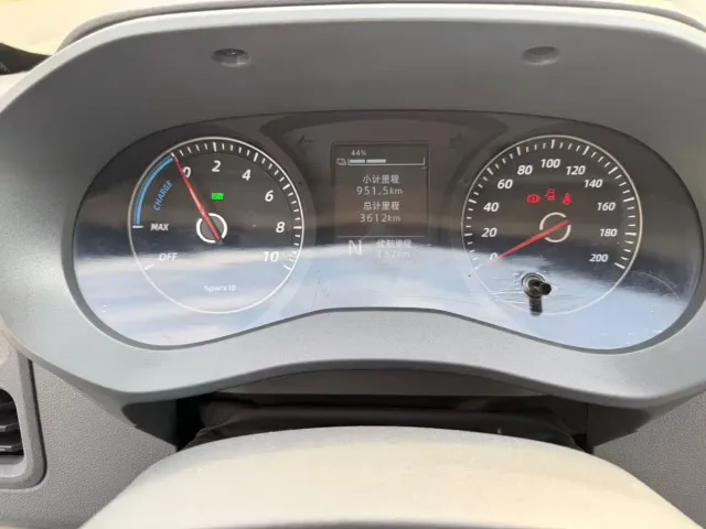 Wuling Yangguang — Фото автомобиля 17