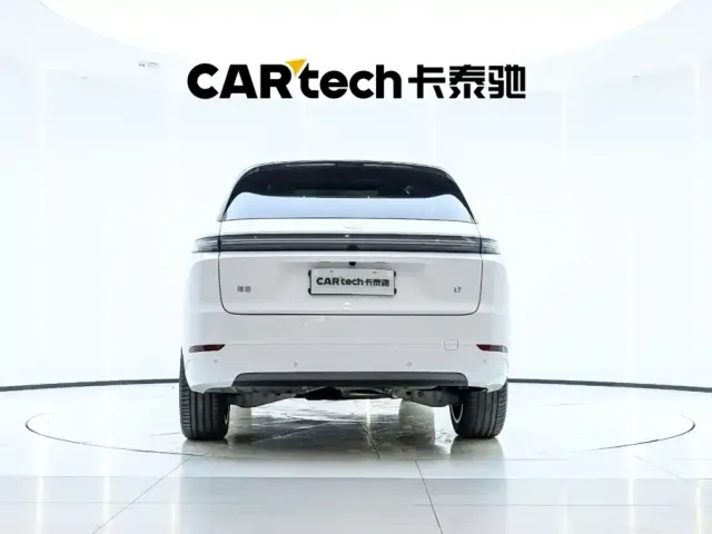 Li Auto L7 — Фото автомобиля 2