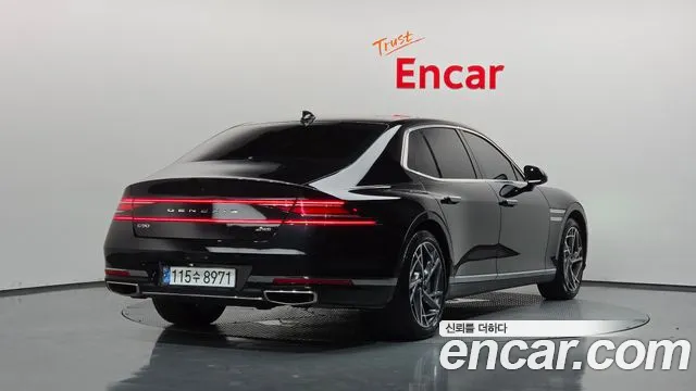 Genesis G90 Бензин 3.5 турбо AWD — Фото автомобиля 2