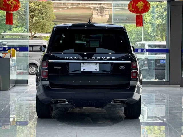 Land Rover Range Rover — Фото автомобиля 18