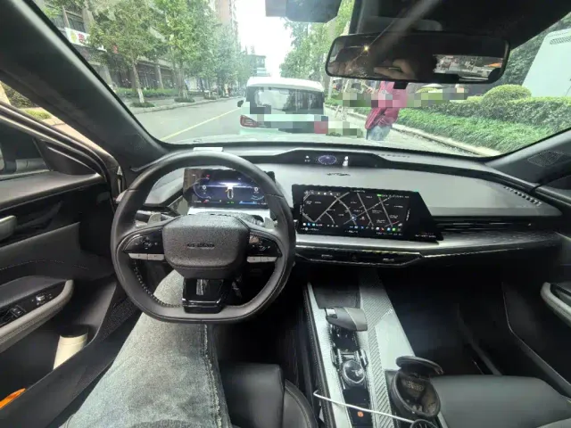 Changan Oshan Z6 EV — Фото автомобиля 14